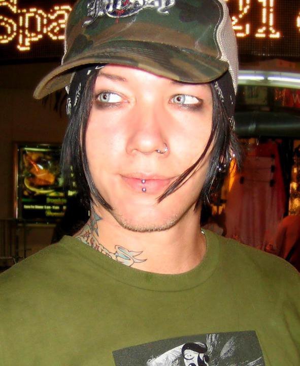 DJ Ashba