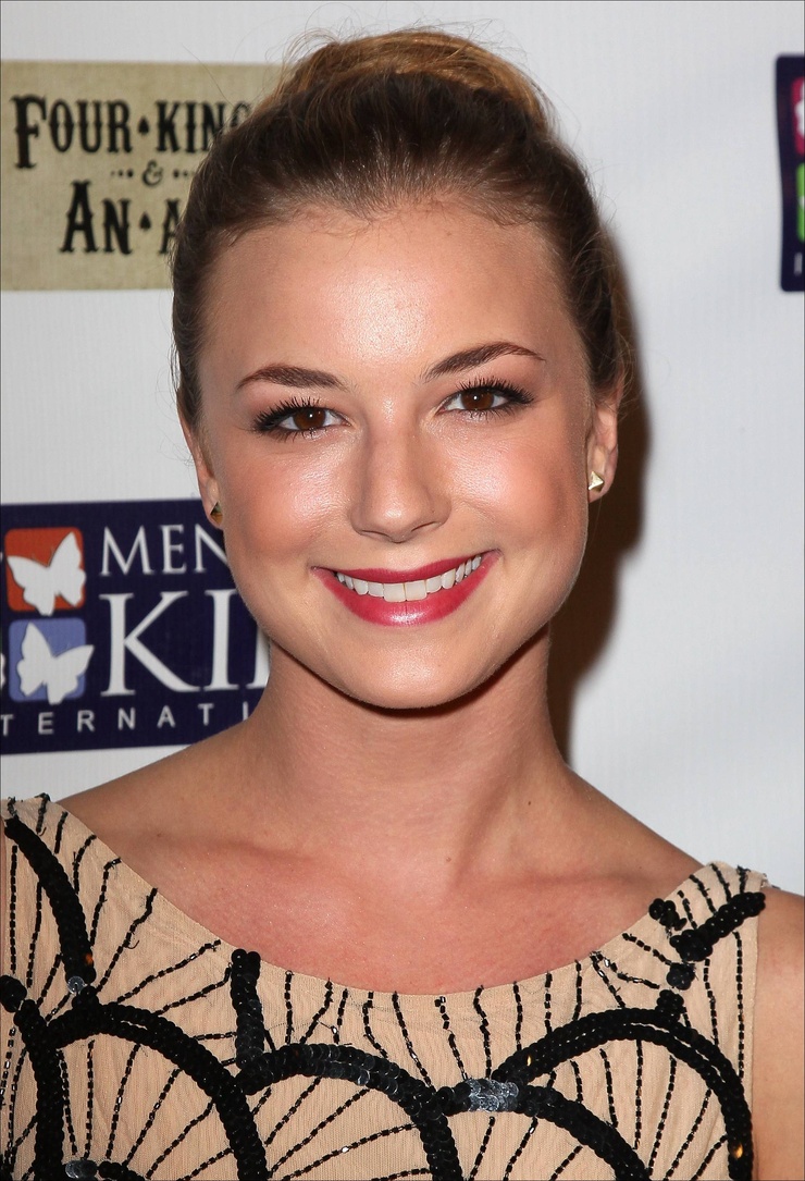 Emily VanCamp