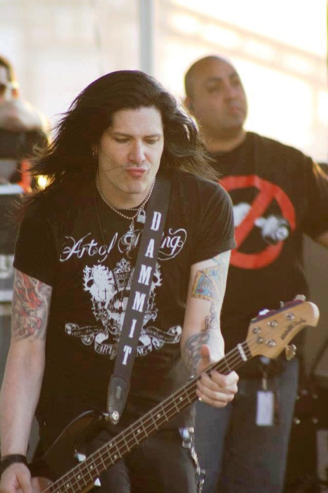 Todd Kerns