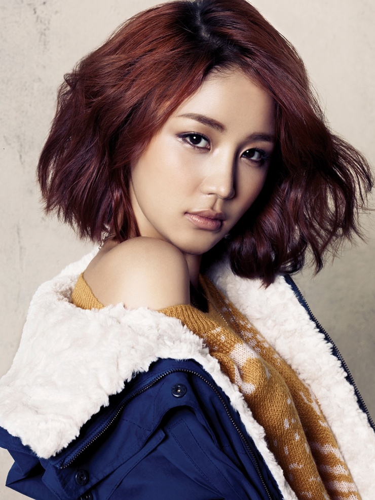 Yoon Jin Yi Yoon Jin Yi