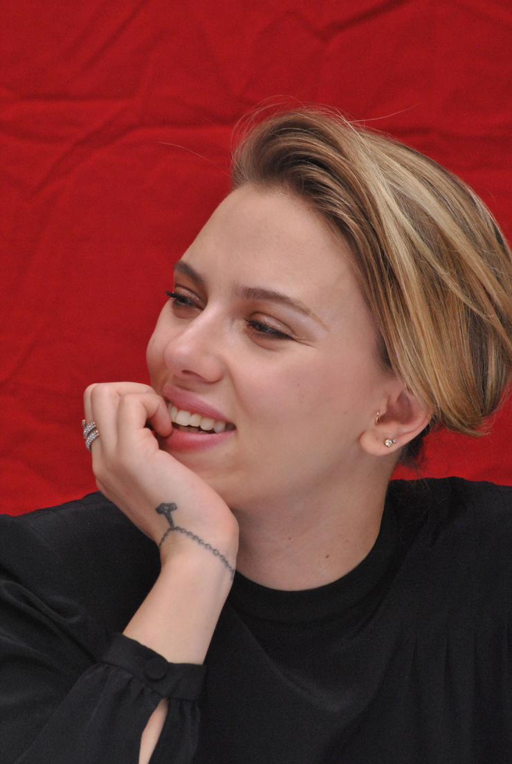 Scarlett Johansson Scarlett Johansson