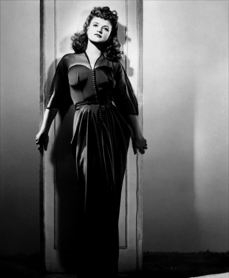 Simone Simon
