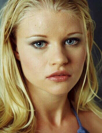 Picture of Emilie de Ravin