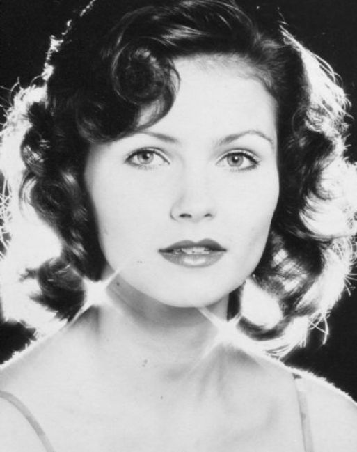 Fiona Fullerton