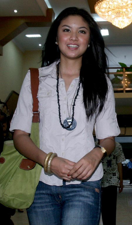 Zivanna Letisha Siregar Zivanna Letisha Siregar