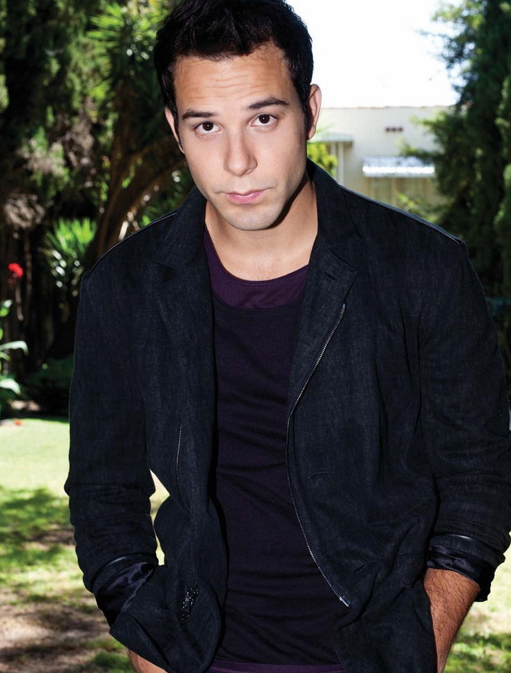 Skylar Astin