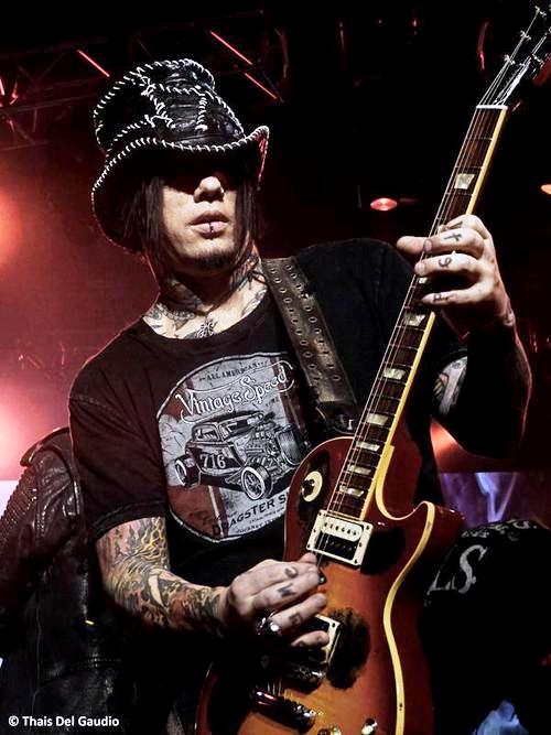 DJ Ashba