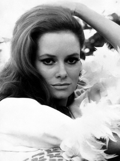 Luciana Paluzzi Luciana Paluzzi