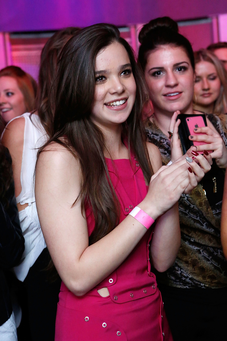 Hailee Steinfeld Hailee Steinfeld