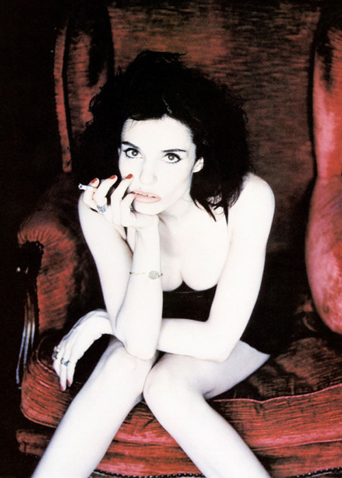 Béatrice Dalle