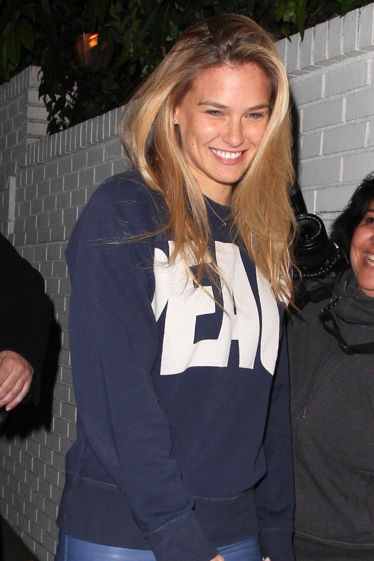 Bar Refaeli hebrew