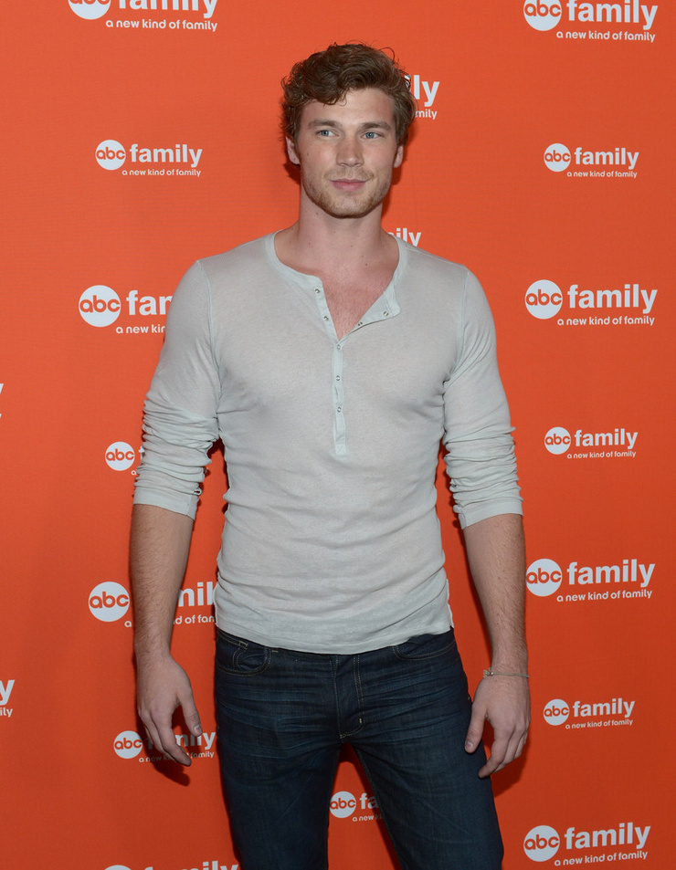Derek Theler
