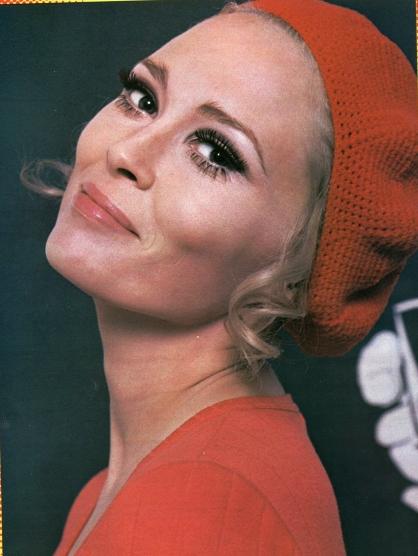 Faye Dunaway