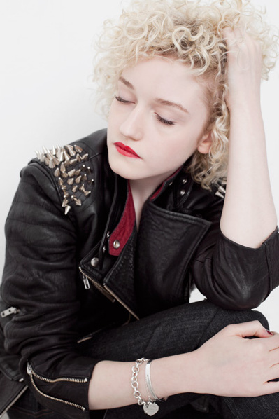 Julia Garner