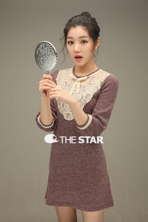 Yoo-Bi Lee