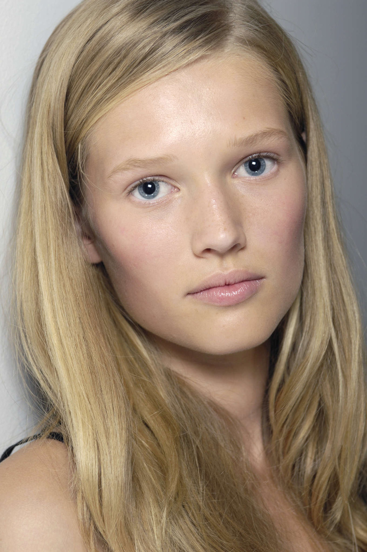 Toni Garrn