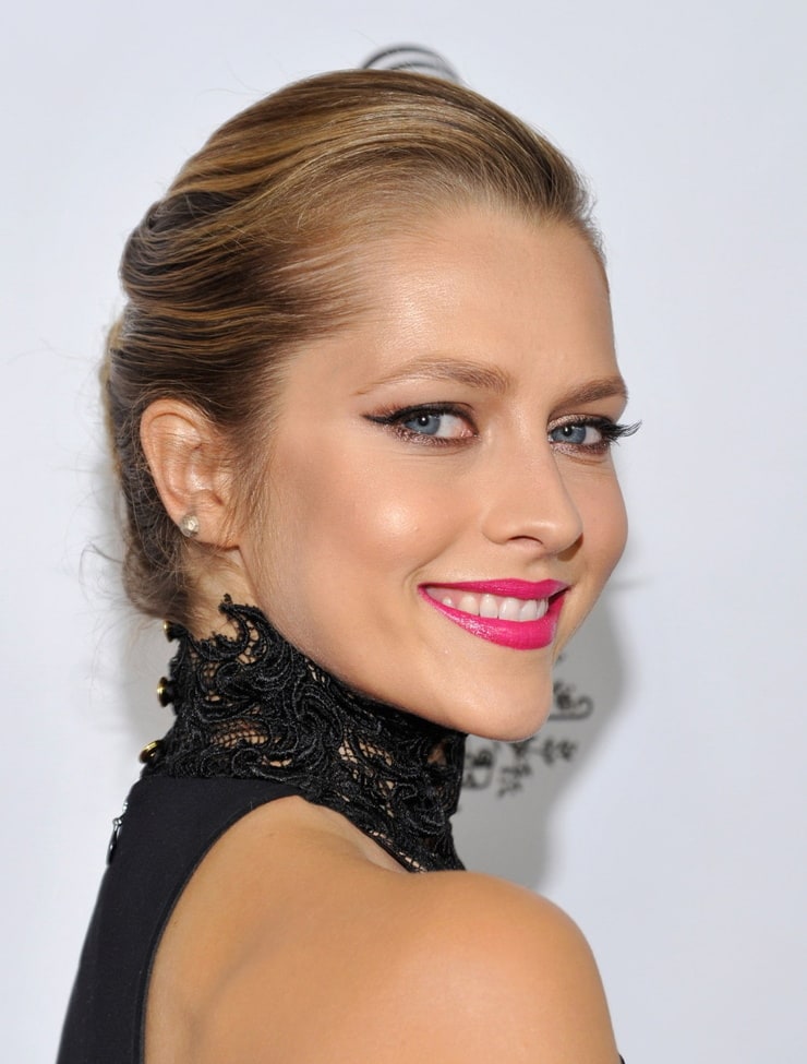 Picture of Teresa Palmer