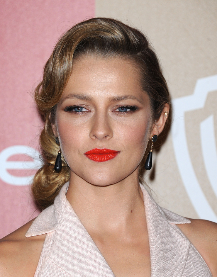 Teresa Palmer Teresa Palmer
