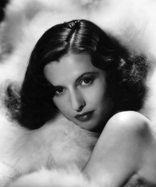 Barbara Stanwyck