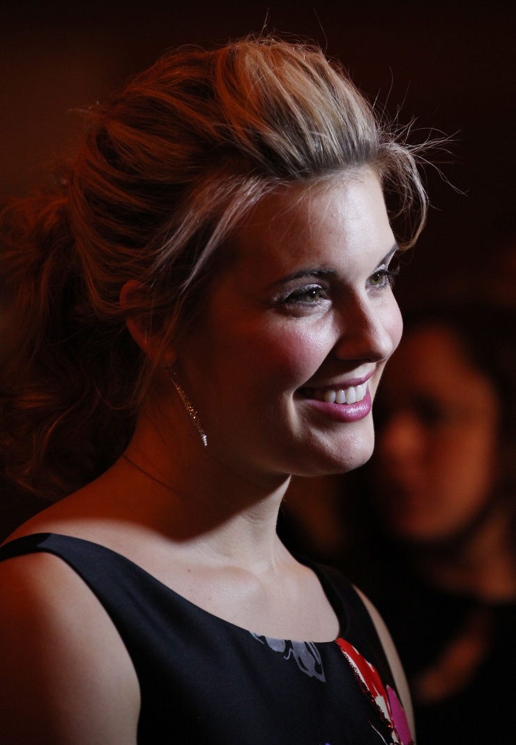 Maggie Grace