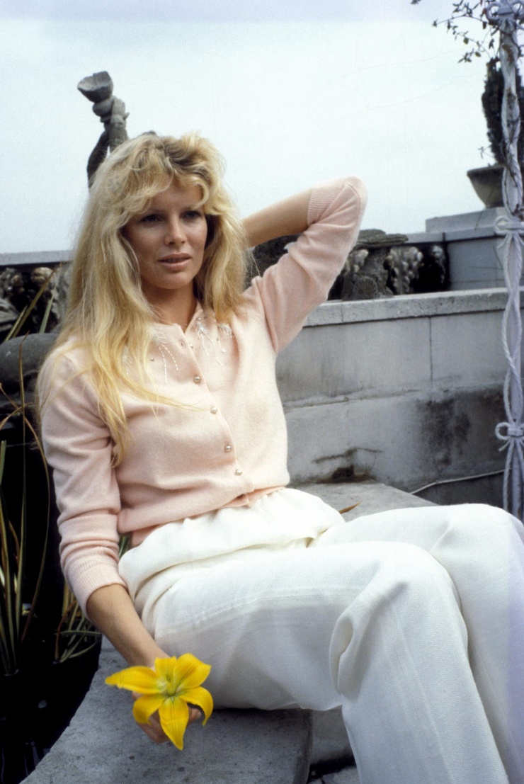 Kim Basinger Kim Basinger