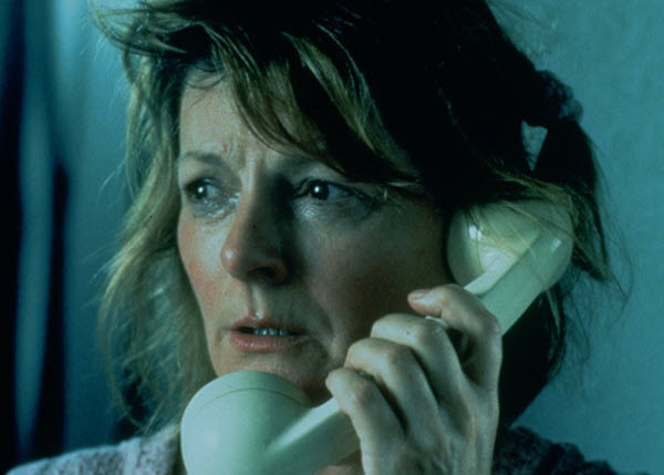 Secrets & Lies (1996) Secrets & Lies (1996)