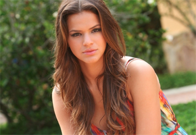 Bruna Marquezine Bruna Marquezine