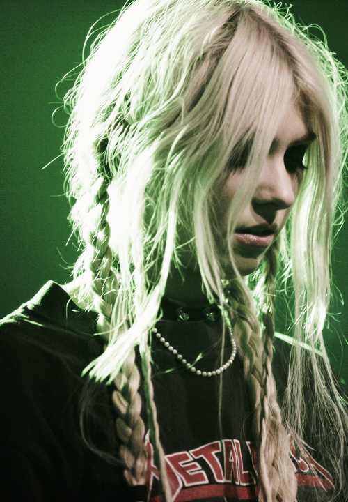 Taylor Momsen Taylor Momsen