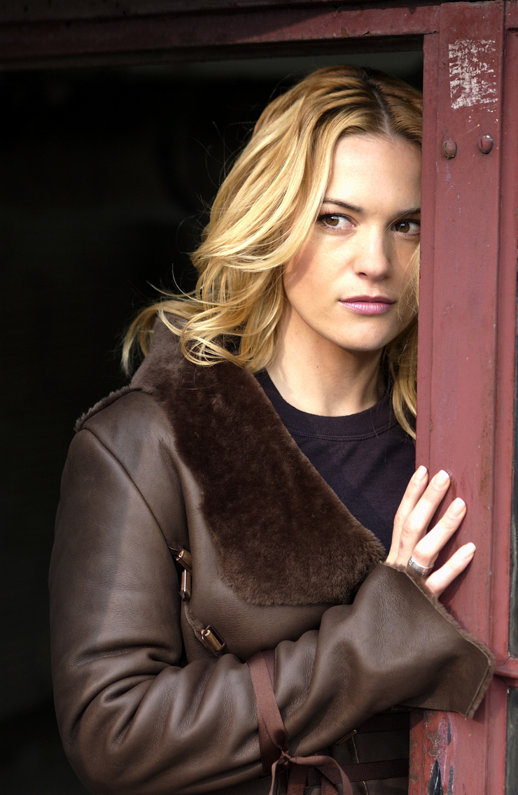 Picture of Victoria Pratt.
