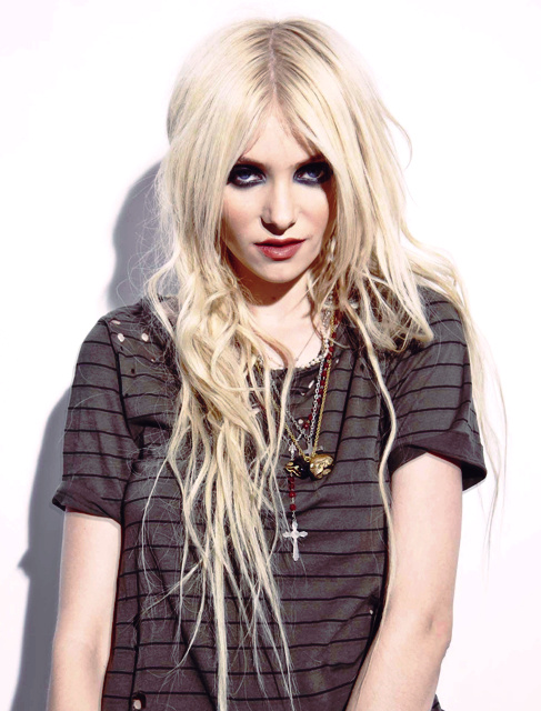 Picture of Taylor Momsen