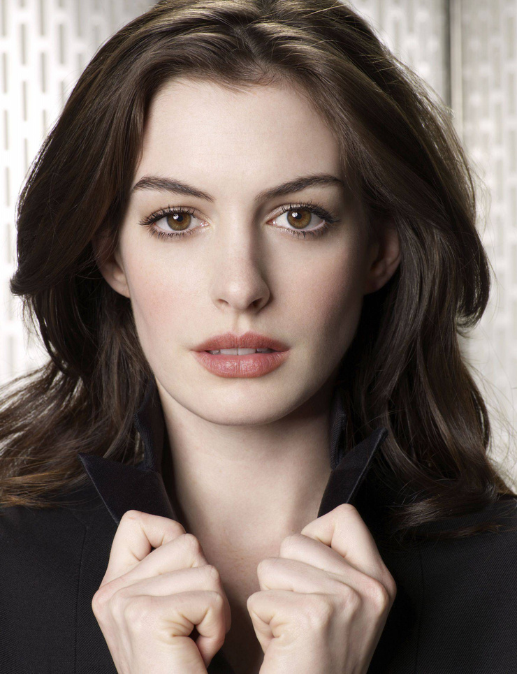 Anne Hathaway Anne Hathaway