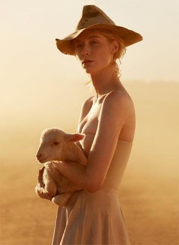 Elizabeth Debicki Elizabeth Debicki