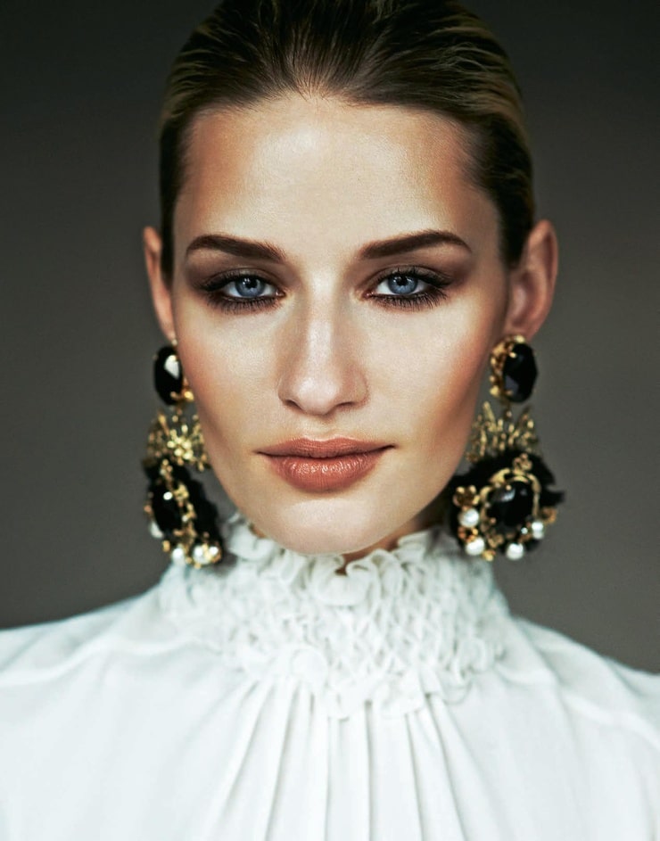 Linda Vojtova