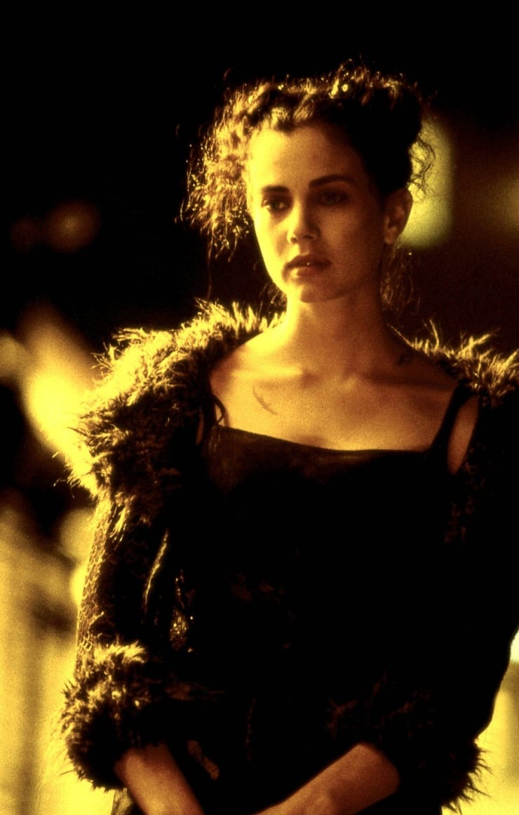 Mia Kirshner Mia Kirshner