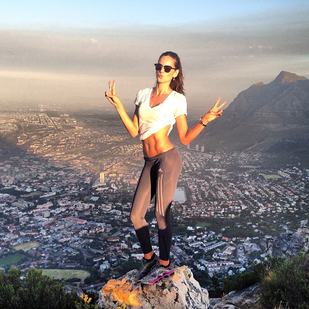Izabel Goulart