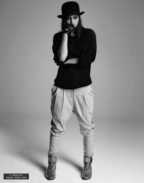 Phoebe Tonkin