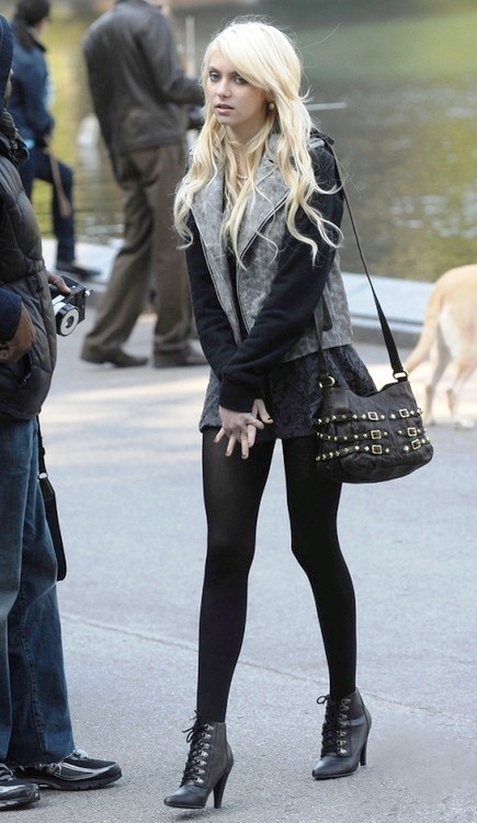 Taylor Momsen Taylor Momsen