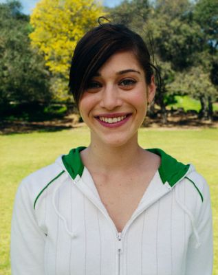 Lizzy Caplan