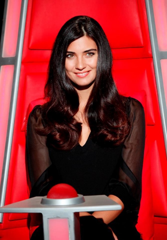 Tuba Büyüküstün Tuba Büyüküstün