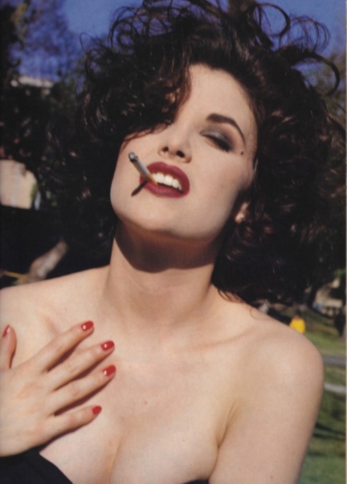 Sherilyn Fenn