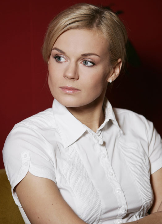 Elina Dzelme Elina Dzelme