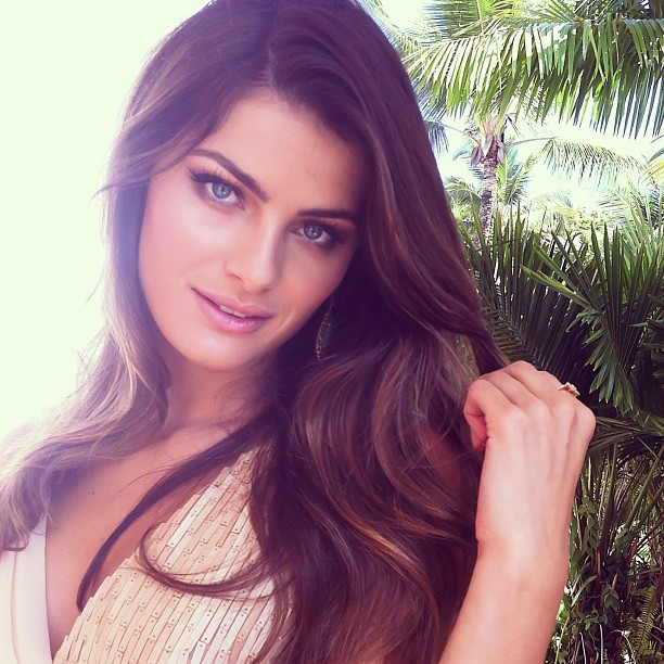 Isabeli Fontana Isabeli Fontana