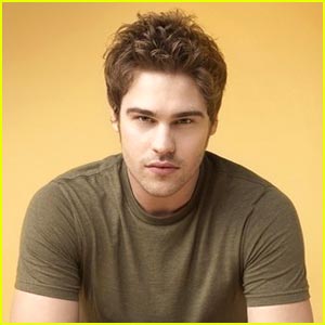 Grey Damon