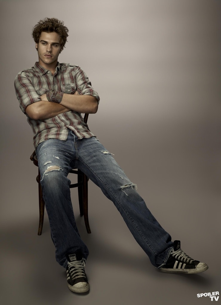 Grey Damon