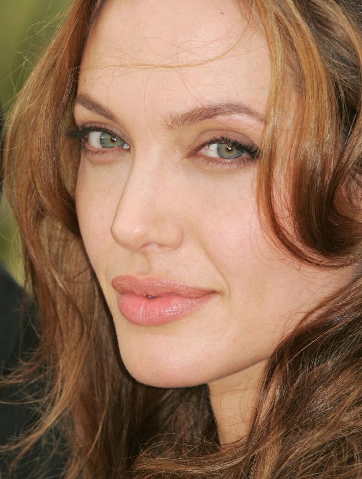 Angelina Jolie Angelina Jolie