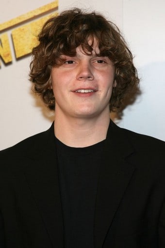 picture-of-evan-peters