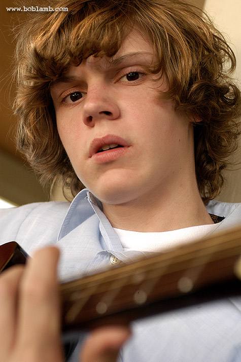 Evan Peters