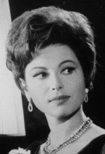 Haya Harareet