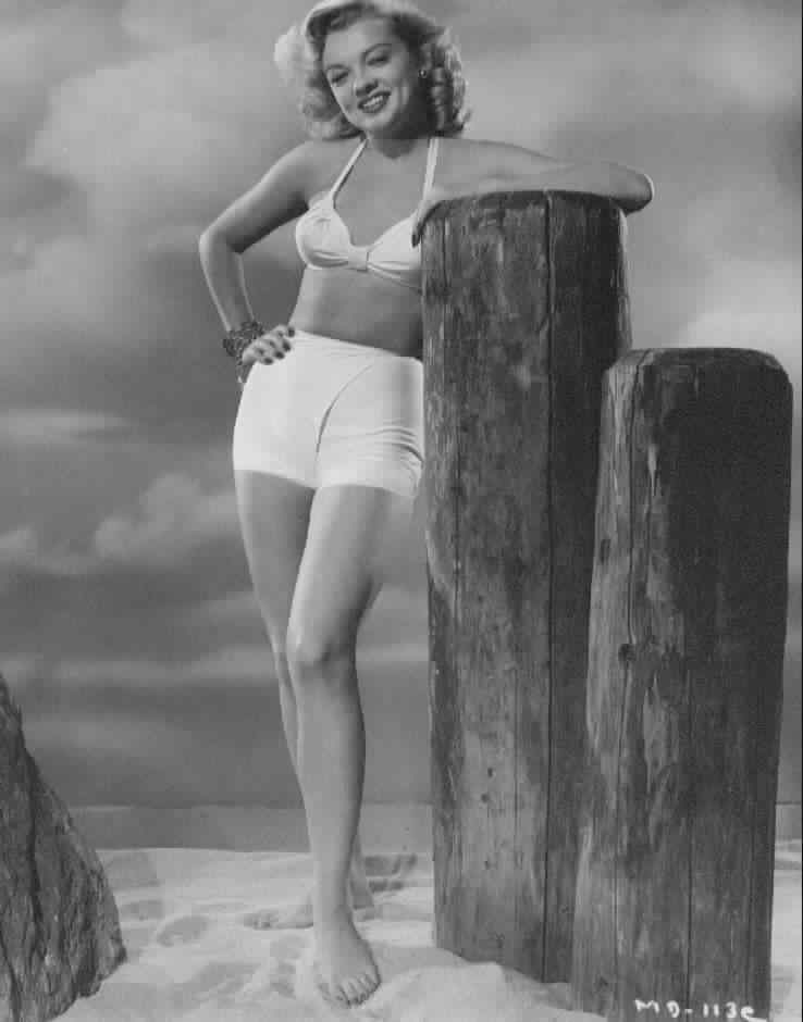 Myrna Dell Myrna Dell