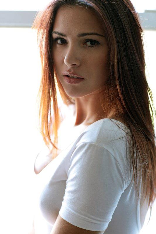 Alina Vacariu Alina Vacariu
